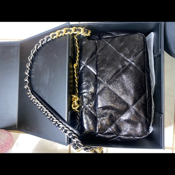 Handbag - Picture 3 of 14